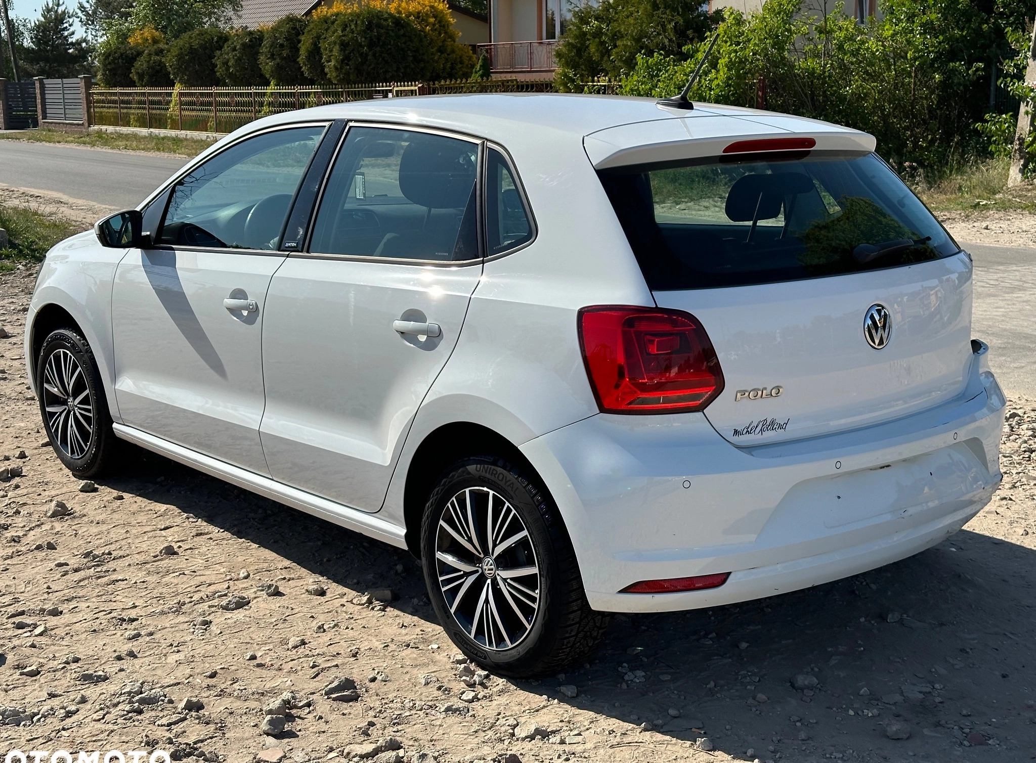 Volkswagen Polo cena 21000 przebieg: 101813, rok produkcji 2017 z Pruszków małe 137